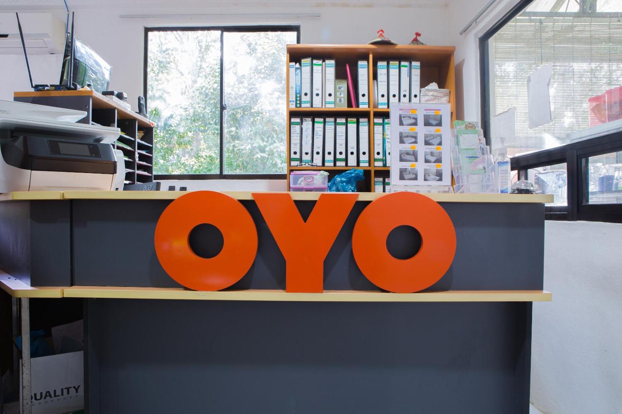 Oyo 90037 The 7 Lodge Tambunan Exterior foto
